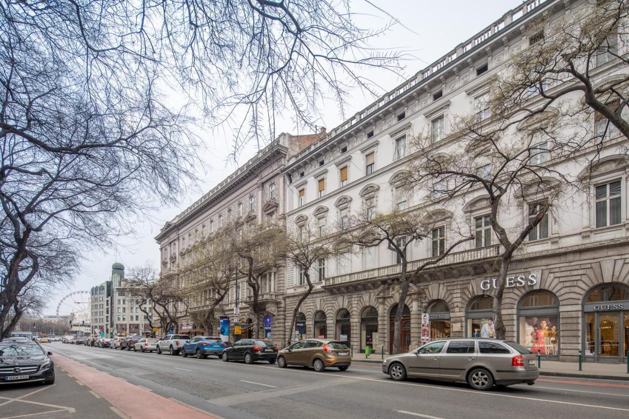 Luxurious Apartment 2Min Walk To Basilica Budapest Kültér fotó